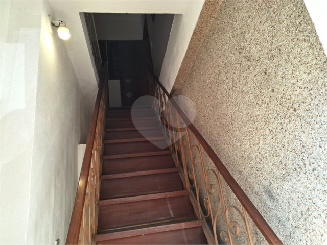 Sobrado à venda com 5 quartos, sendo 1 suíte,  em Santana, São Paulo, SP