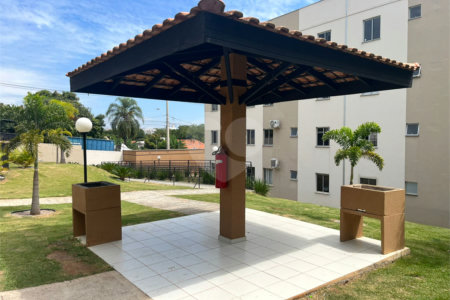 Apartamento à venda com 2 quartos em Residencial Parque Laguna, Salto, SP