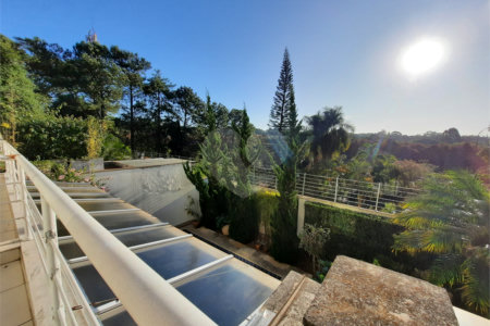 Casa à venda com 4 suítes no condomínio Las Cumbres, São Paulo - SP