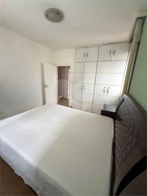 Apartamento à venda com 3 quartos, sendo 1 suíte, em Santa Cecília, São Paulo, SP