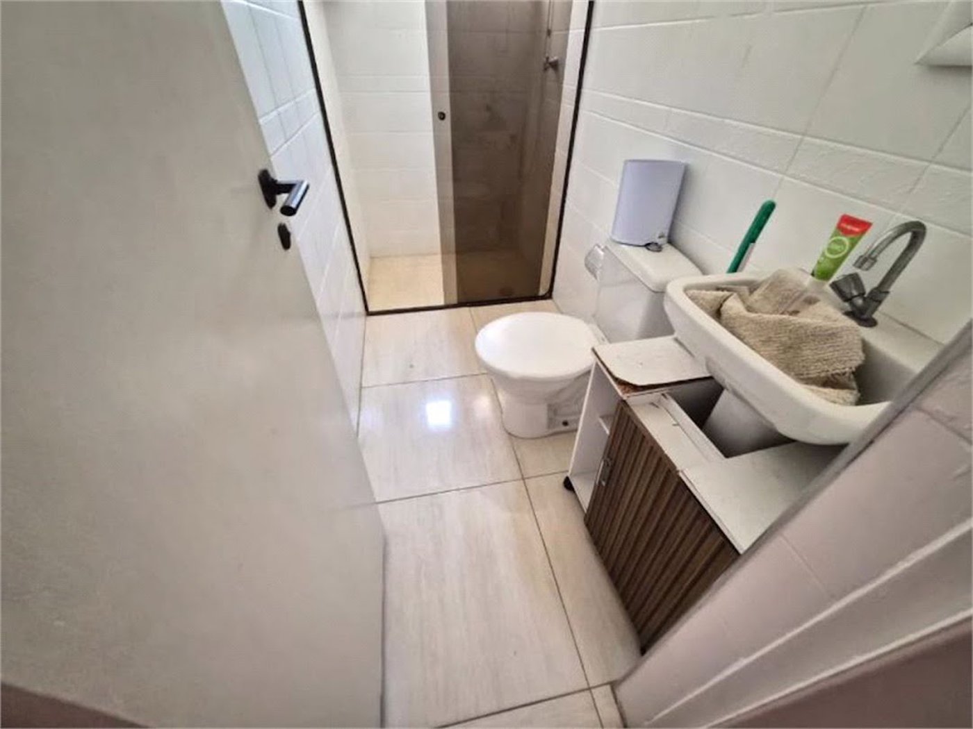 Apartamento Residencial à venda, Loteamento João Batista Julião, Guarujá - AP1261.