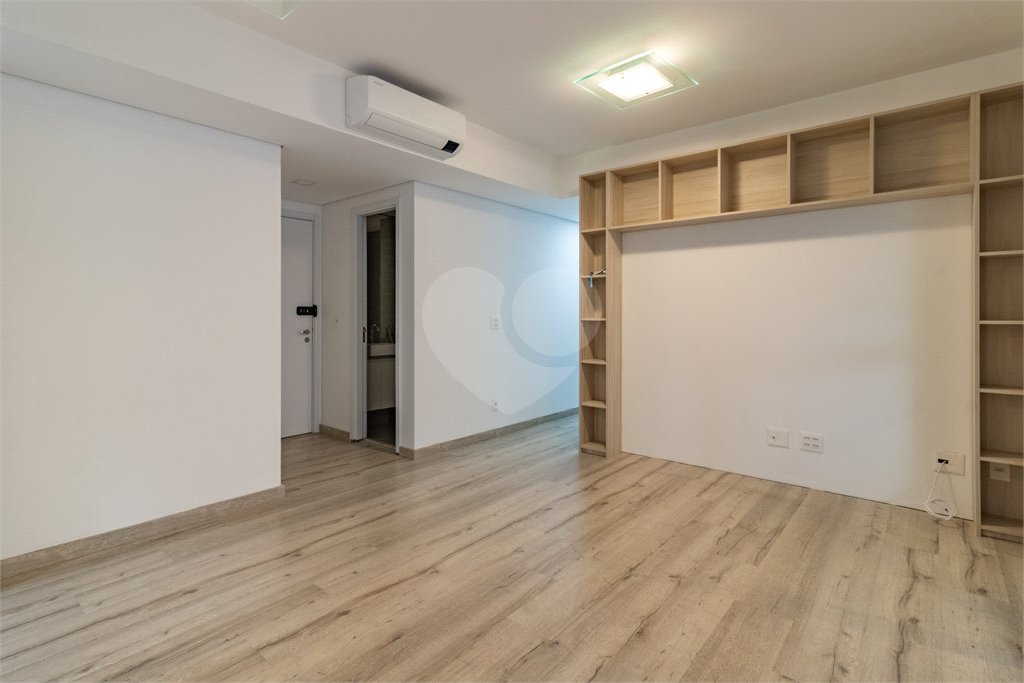 Apartamento à venda com 3 quartos, sendo 1 suíte,  em Perdizes, São Paulo, SP