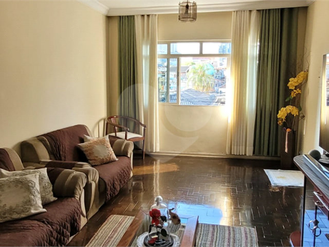 Sobrado à venda com 3 quartos, sendo 1 suíte,  em Vila Dom Pedro Ii, São Paulo, SP