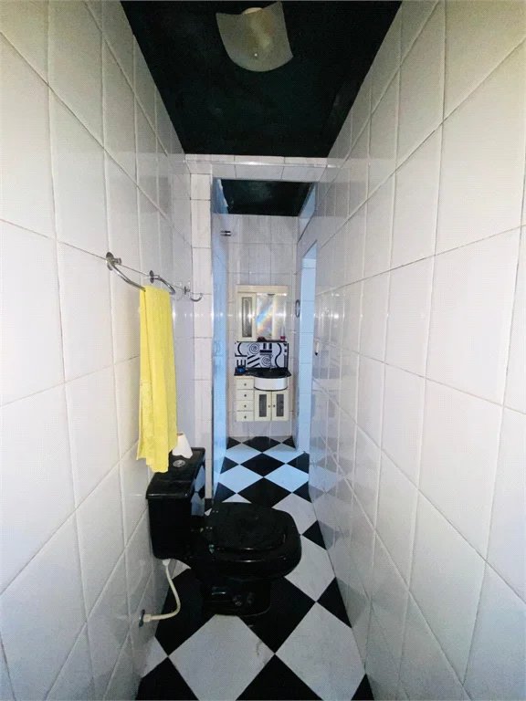 Sobrado à venda com 8 quartos em Jardim São Jorge (raposo Tavares), São Paulo, SP