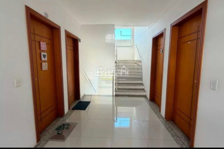 Apartamento para alugar com 2 quartos, sendo 1 suíte, em Alvinópolis, Atibaia, SP