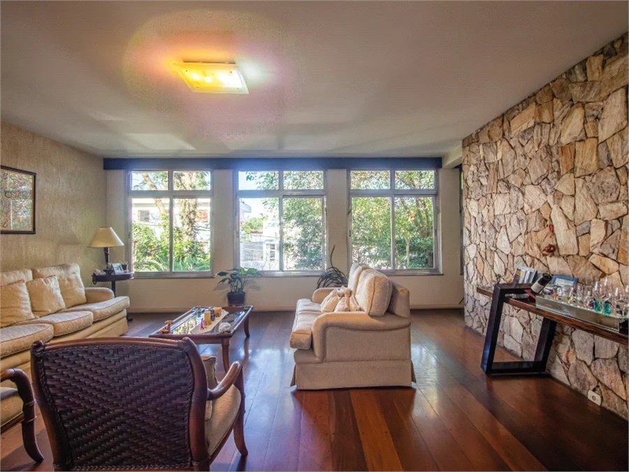 Casa à venda com 3 suítes em Alto de Pinheiros, São Paulo, SP