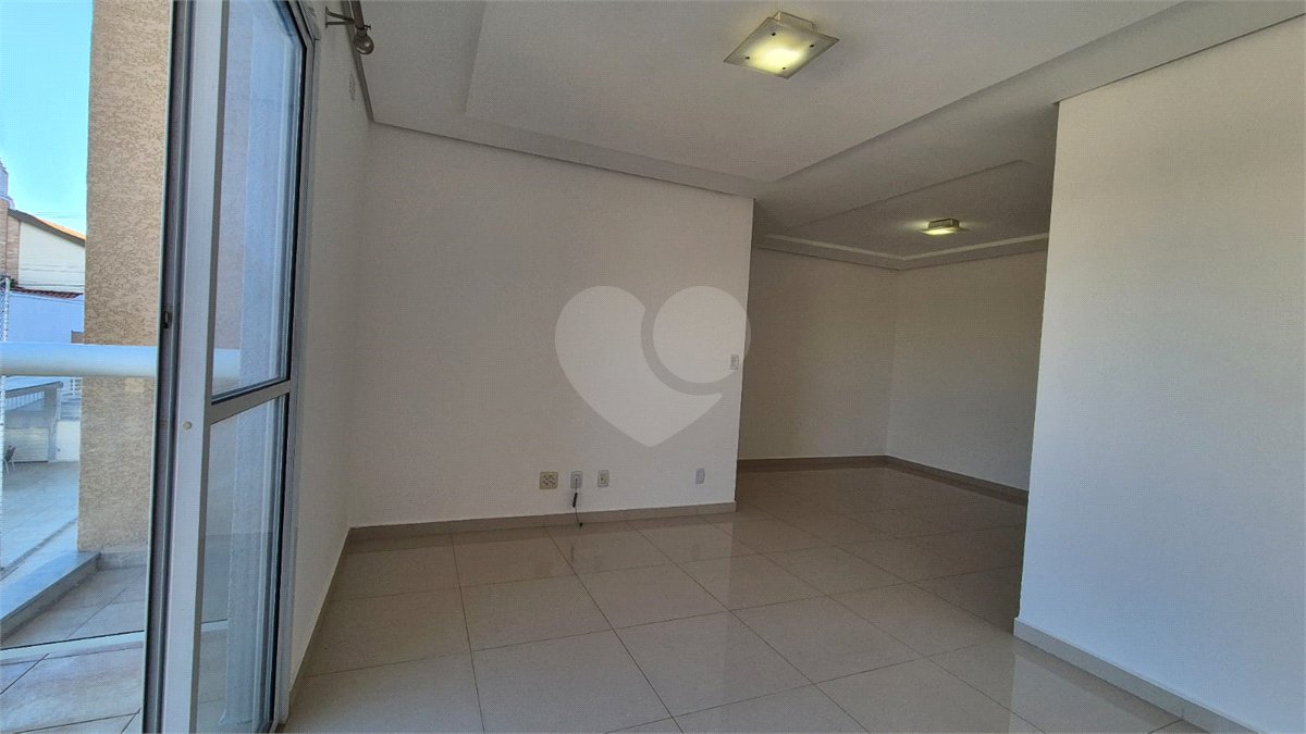 Apartamento à venda com 3 quartos, sendo 1 suíte,  em Vila Jardini, Sorocaba, SP