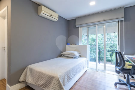 Apartamento à venda com 4 suítes em Vila Mariana, São Paulo, SP