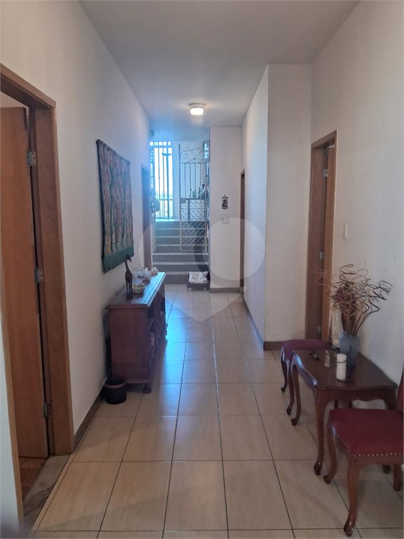 Casa à venda com 3 quartos, sendo 2 suítes, no condomínio Rio Bon, Rio de Janeiro - RJ