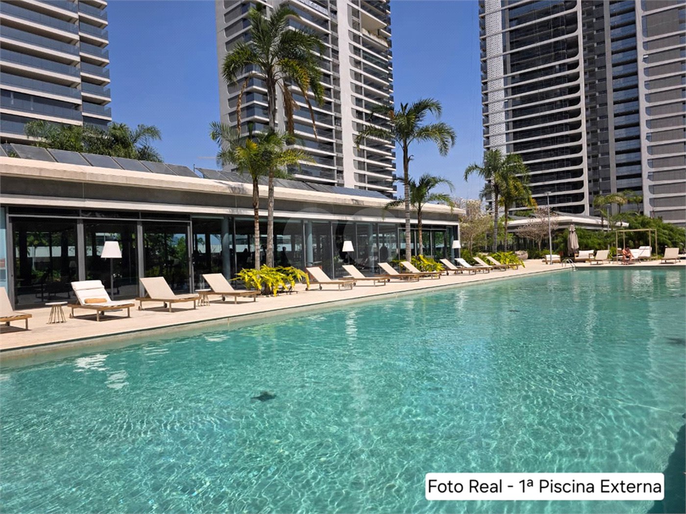 Apartamento à venda com 4 suítes em Jardim Morumbi, São Paulo, SP
