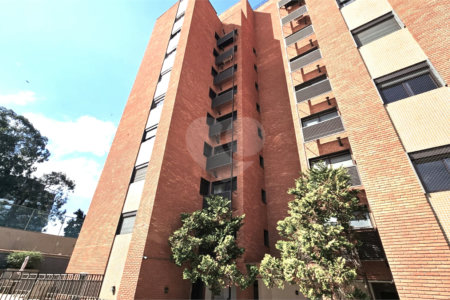 Apartamento para alugar com 3 quartos, sendo 1 suíte, em Alto da Boa Vista, São Paulo, SP