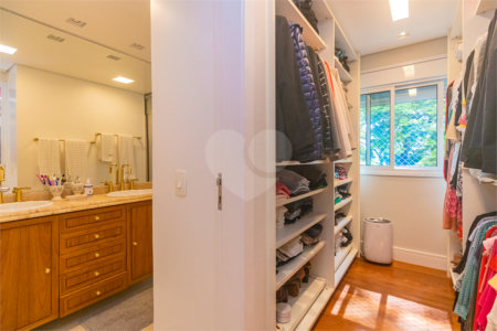 Apartamento à venda com 3 suítes em Alto da Boa Vista, São Paulo, SP