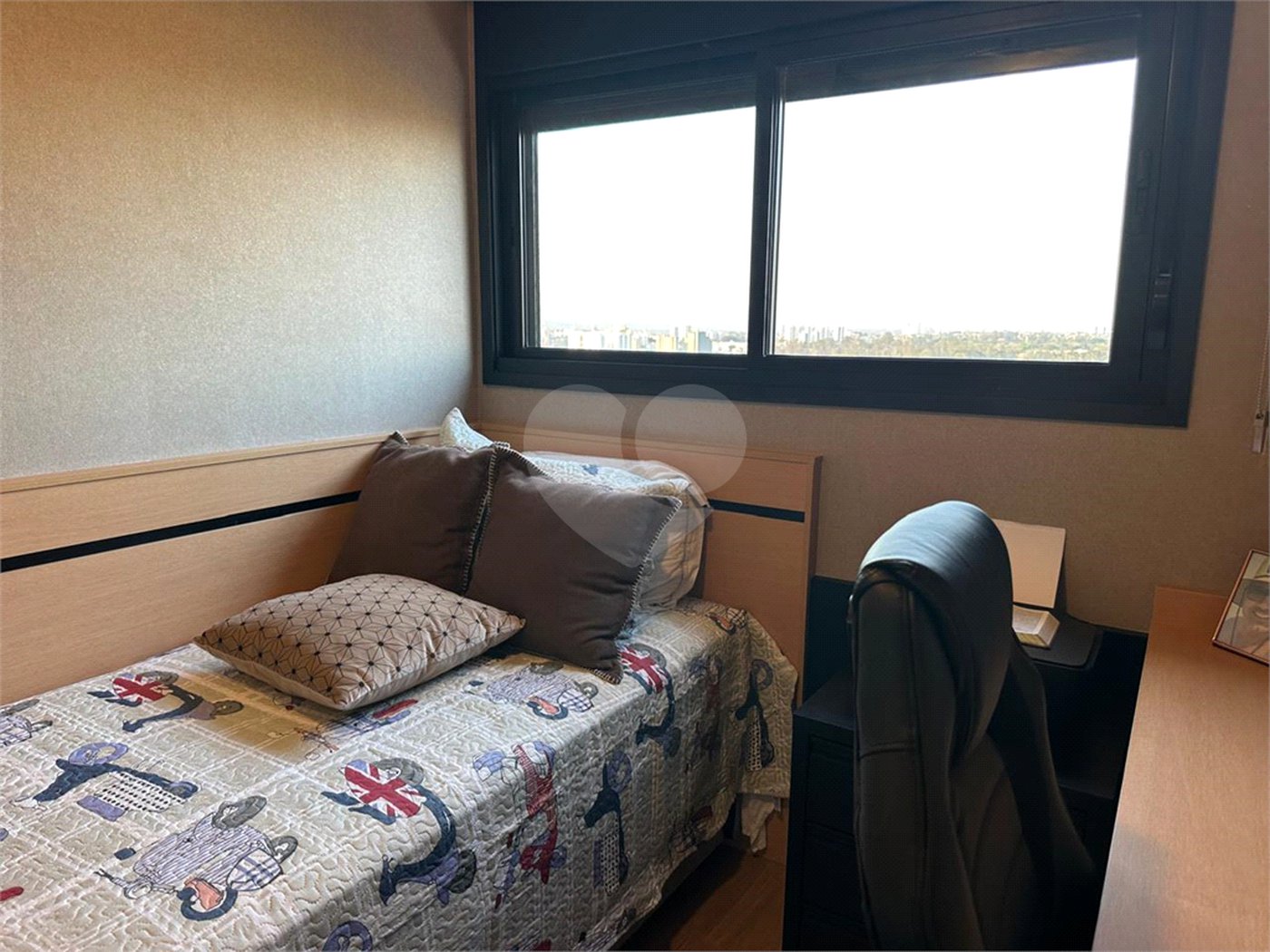 Apartamento à venda com 2 suítes em Jardim Satélite, São José dos Campos, SP