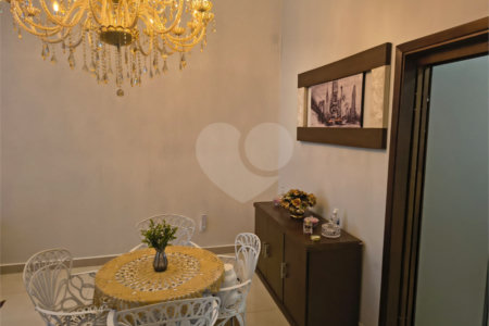 Casa à venda com 3 quartos, sendo 1 suíte, no condomínio Residencia Valencia - Ilha Turia, Ribeirão Preto - SP