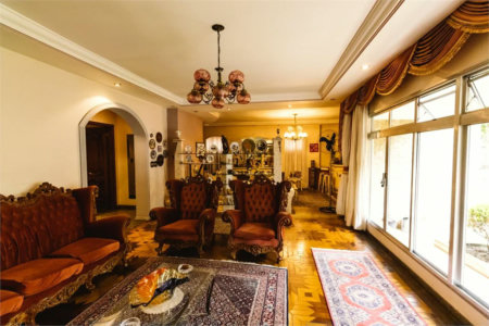 Casa à venda ou para alugar com 4 quartos, sendo 2 suítes, em Bela Aliança, São Paulo, SP