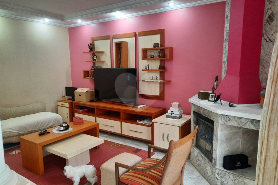 Sobrado à venda com 4 quartos, sendo 3 suítes, em Região Central, Caieiras, SP