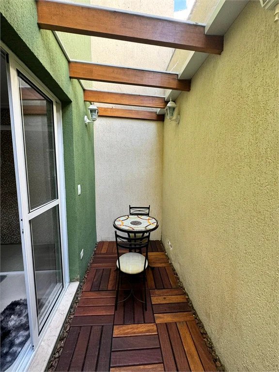 Casa à venda com 3 quartos, sendo 1 suíte, no condomínio Residencial Jardim das Flores 1510, Cotia - SP
