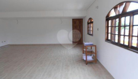 Casa Térrea à venda com 4 quartos, sendo 2 suítes,  em Parque Edu Chaves, São Paulo, SP