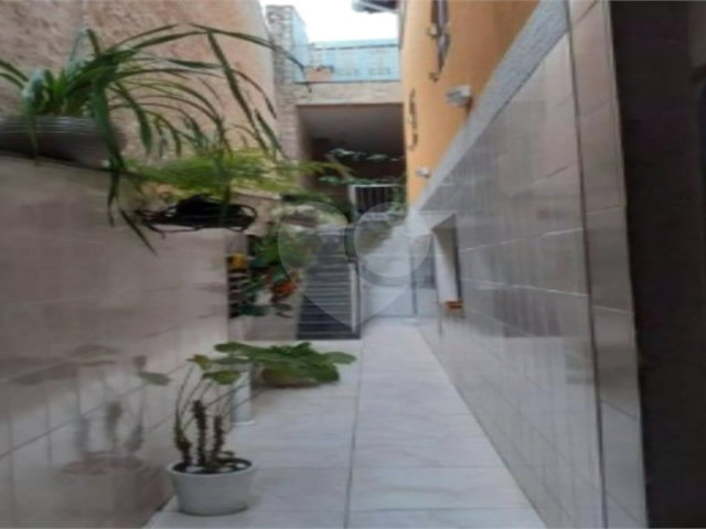Sobrado à venda com 3 quartos, sendo 1 suíte,  em Tremembé, São Paulo, SP