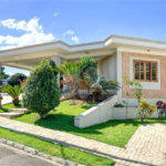 Casa à venda com 3 suítes no condomínio Portal do Lago, Valinhos - SP