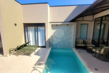 Casa à venda com 4 suítes no condomínio Sta Morriz, Campinas - SP