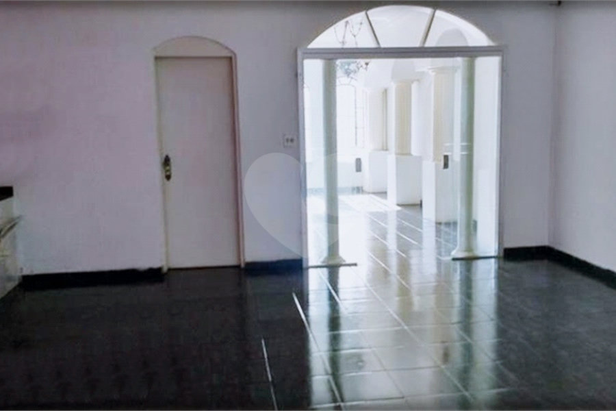 Casa à venda com 2 suítes no condomínio Conselheiro Moreira de Barros, São Paulo - SP
