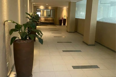 Apartamento à venda com 3 quartos em Vila Suzana, São Paulo, SP