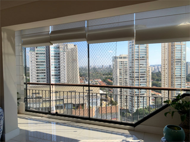 Cobertura à venda com 4 quartos, sendo 2 suítes,  em Campo Belo, São Paulo, SP