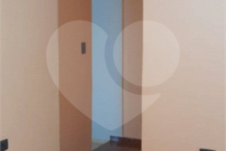 Sobrado à venda com 6 quartos, sendo 3 suítes, em Vila Divina Pastora, São Paulo, SP