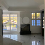 Casa à venda com 4 suítes no condomínio Osato, Atibaia - SP