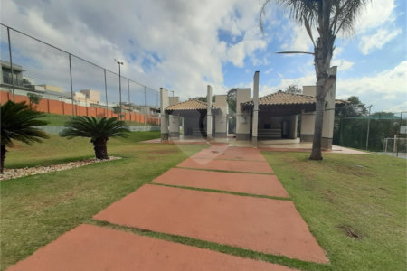 Casa à venda com 3 quartos, sendo 1 suíte, no condomínio Golden Park Residence II, Sorocaba - SP