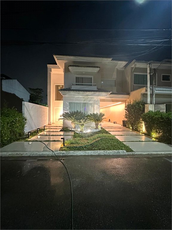 Casa à venda com 3 suítes no condomínio Golden Village., Rio de Janeiro - RJ