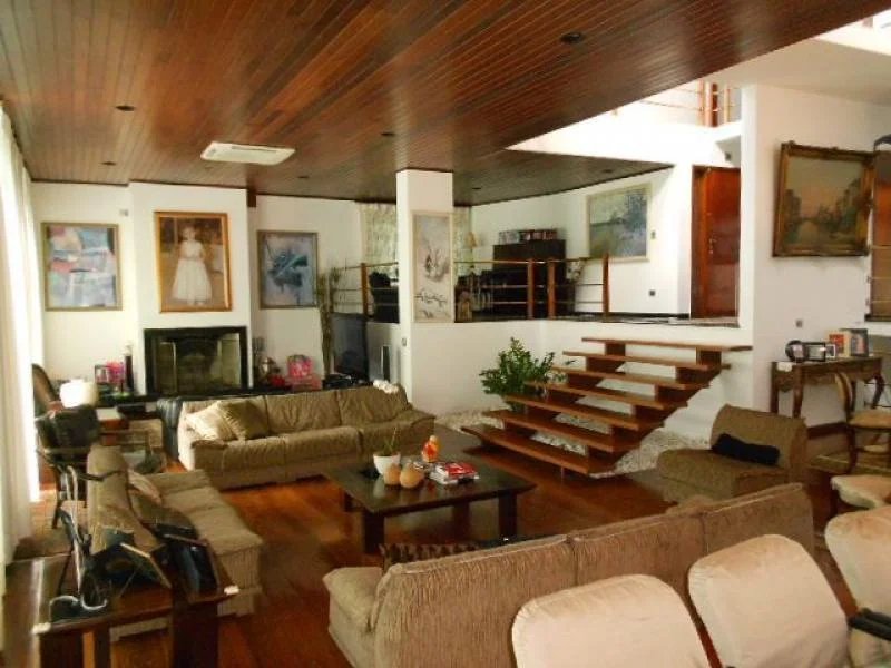 Sobrado à venda com 5 suítes em Morumbi, São Paulo, SP