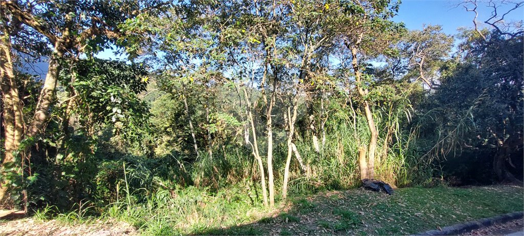 Terreno à venda no condomínio Alpes da Cantareira, Mairiporã - SP