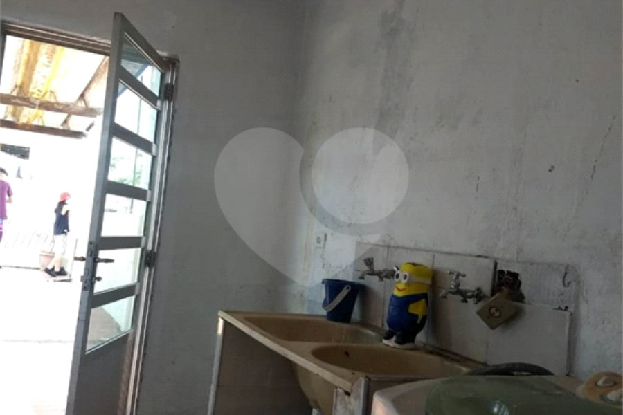 Sobrado à venda com 2 quartos em Tremembé, São Paulo, SP