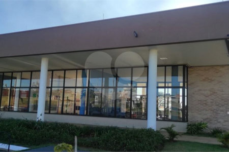 Terreno de 274,68 m² no Residencial Villeneuve