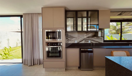 Casa à venda com 3 suítes em Orla Norte, Porto Seguro, BA