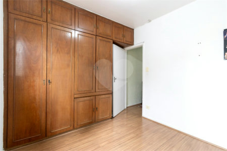 Sobrado à venda com 3 quartos em Vila Gomes Cardim, São Paulo, SP
