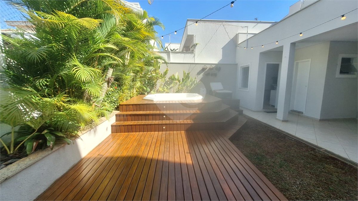 Casa à venda com 3 suítes no condomínio Residencial Villa dos Inglezes, Sorocaba - SP