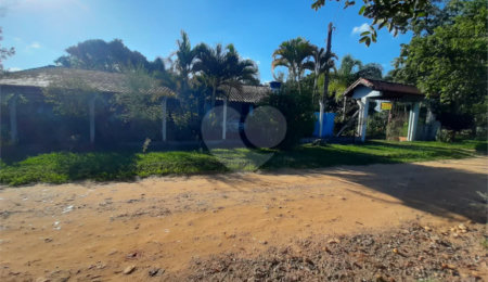 Chácara à venda com 3 quartos, sendo 1 suíte,  em Porto, Capela do Alto, SP