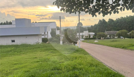 Terreno à venda no condomínio Colinas de Inhandjara, Itupeva - SP