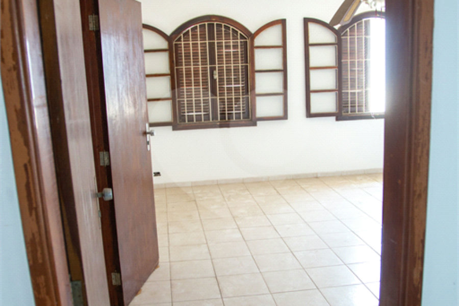 Sobrado à venda com 4 quartos, sendo 1 suíte, em Pirituba, São Paulo, SP