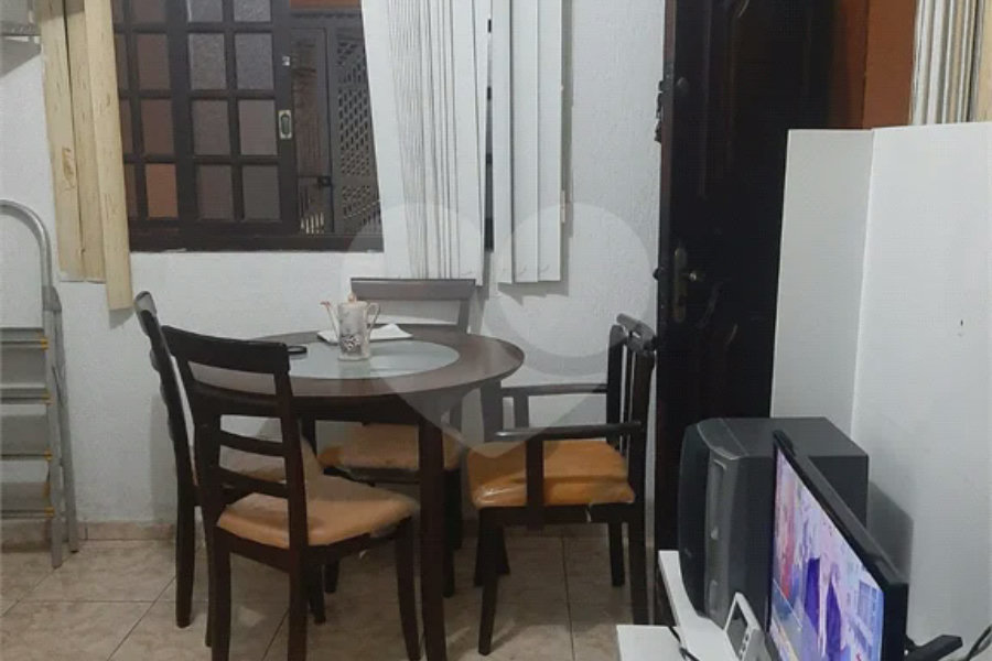 Sobrado à venda com 5 quartos, sendo 2 suítes, em Tremembé, São Paulo, SP