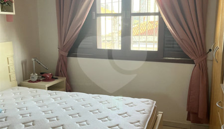 Sobrado à venda com 3 quartos, sendo 1 suíte,  em Jardim Caravelas, São Paulo, SP