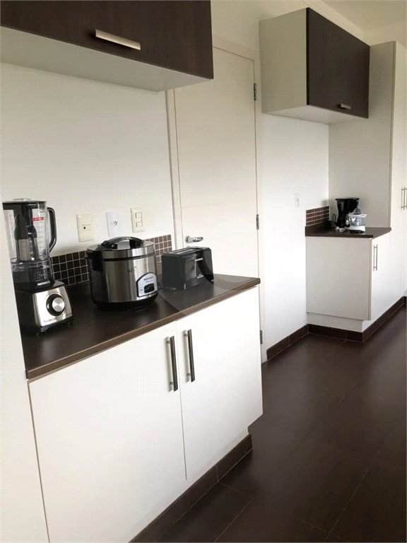 Casa à venda com 5 quartos, sendo 4 suítes, no condomínio Sol Vinhedo, Vinhedo - SP