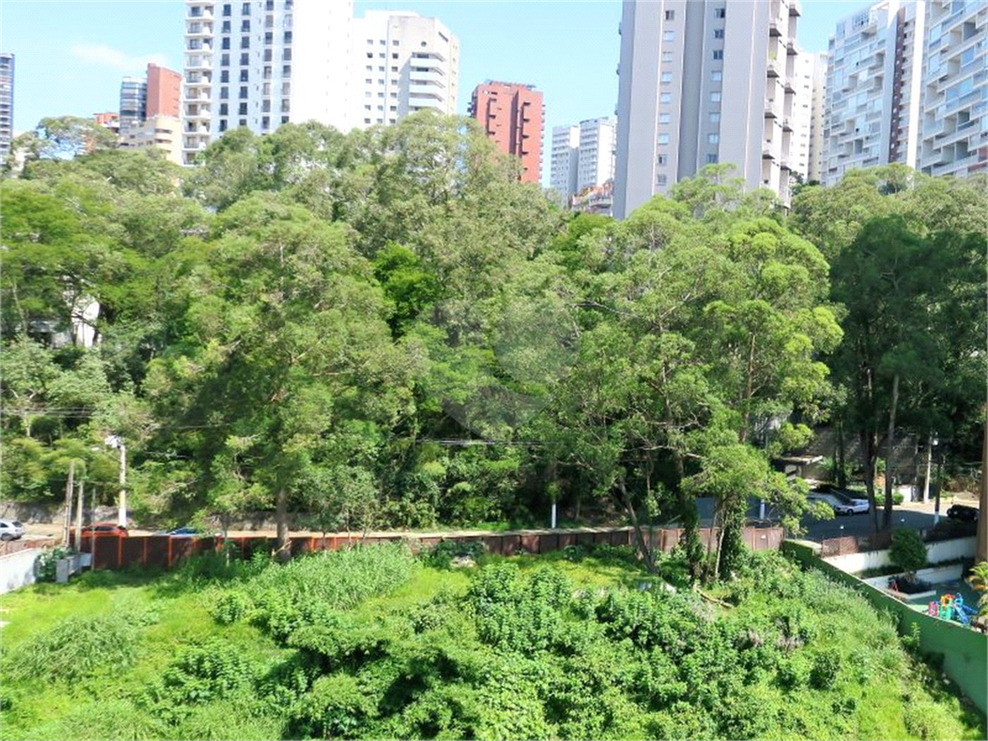 Apartamento à venda com 4 quartos, sendo 3 suítes, em Vila Suzana, São Paulo, SP
