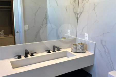 Casa à venda com 6 suítes no condomínio Golf CL, Bertioga - SP