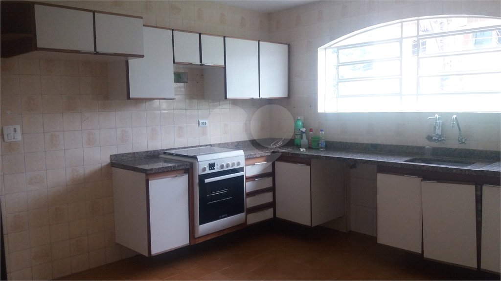 Sobrado à venda com 3 quartos, sendo 1 suíte, em Horto, São Paulo, SP