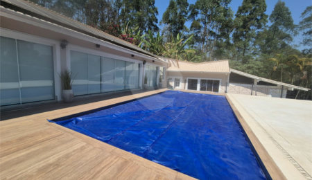 Casa à venda com 5 suítes no condomínio Associação Reserva das Hortênsias, Mairiporã - SP
