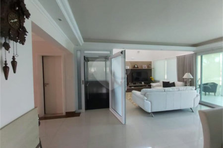 Casa à venda com 4 suítes no condomínio Aldeia da Serrinha, Sorocaba - SP
